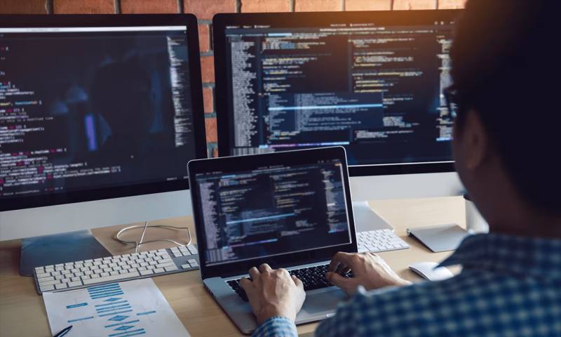 数据科学选型:R与Python如何赋能海宁市网站建设?